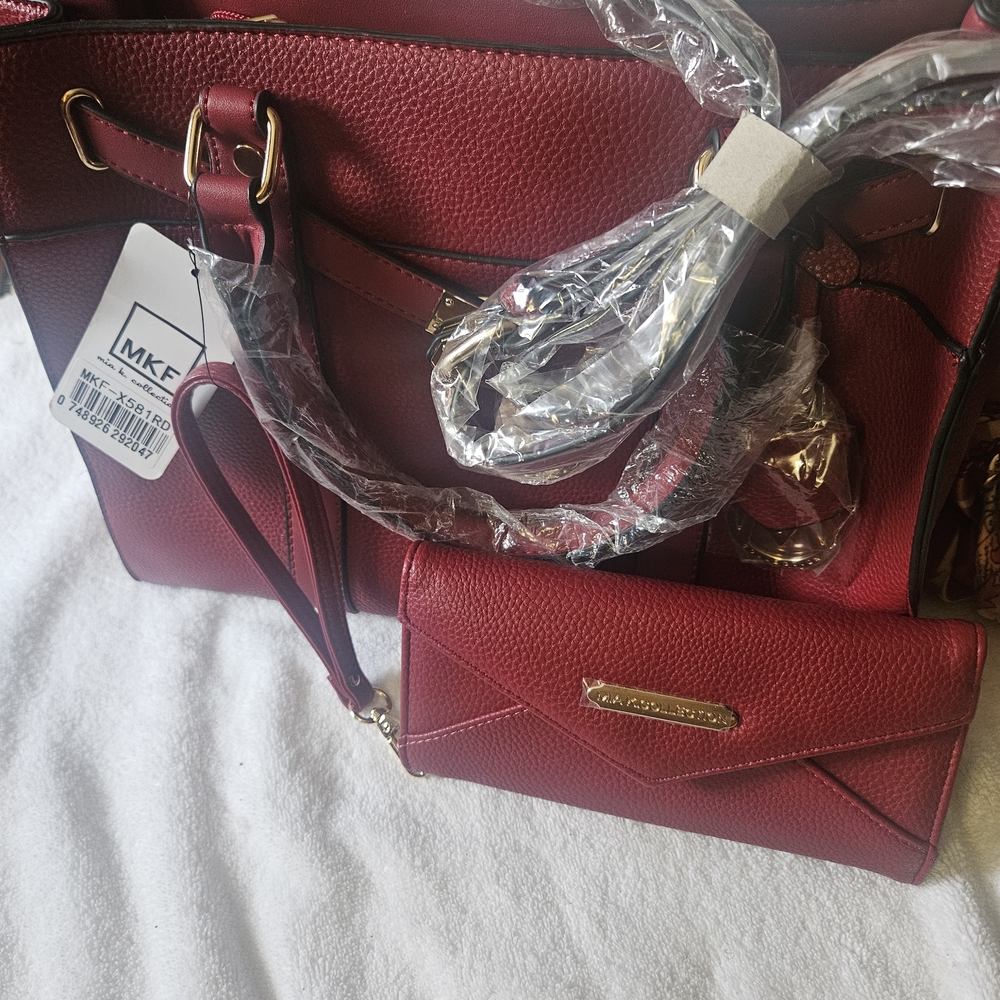 Red Women's Bag Set